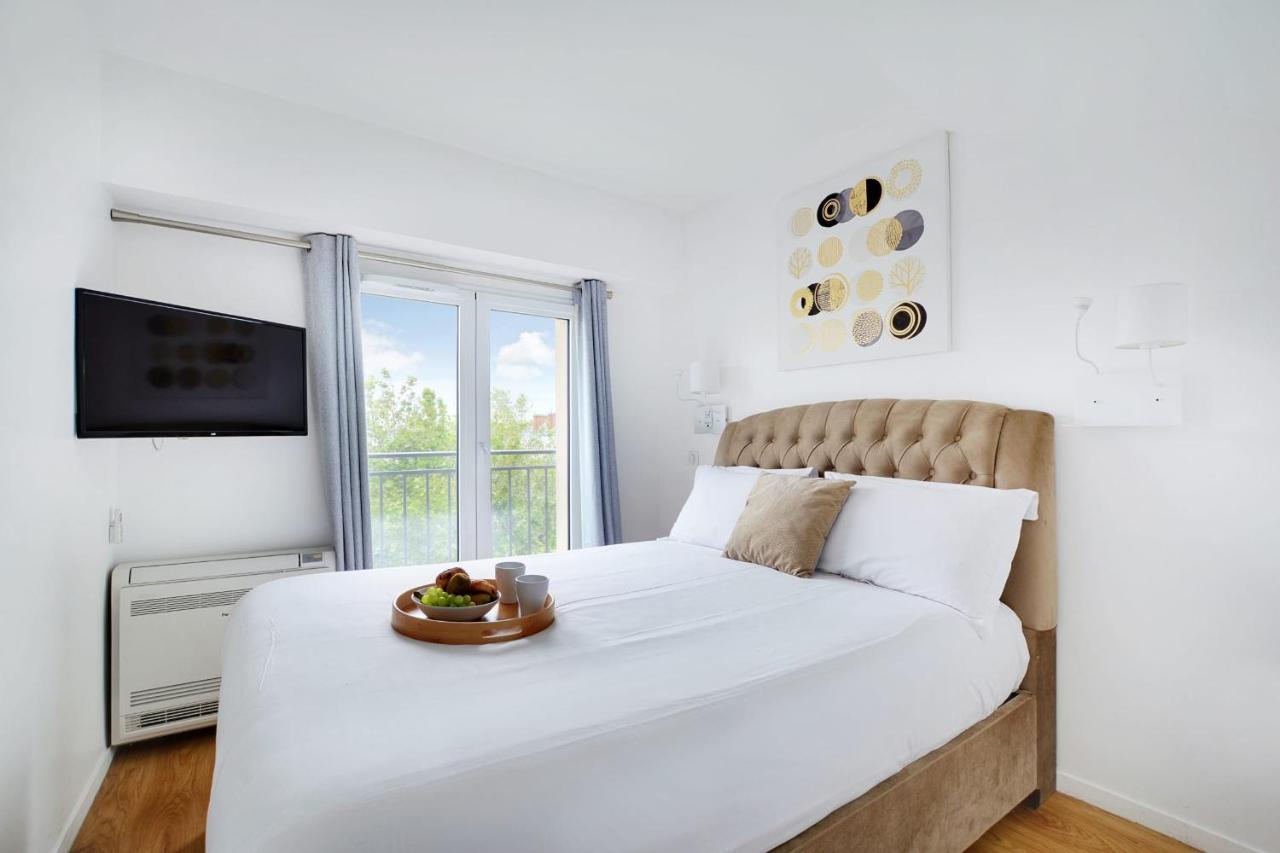 Exceptional Triplex With Terrace - Montmartre Lägenhet Paris Exteriör bild